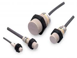 Picture of Cảm biến tiệm cận Omron E2E2-X10Y2-M4