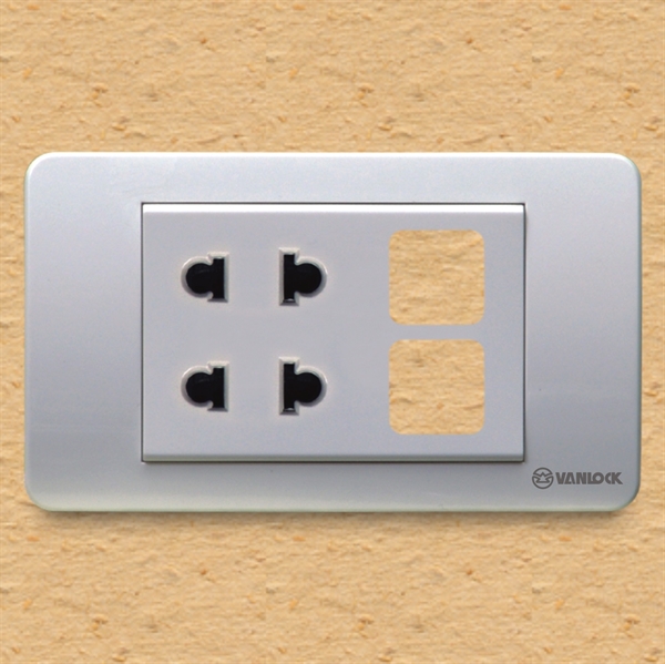 Picture of Ổ cắm đôi 2 chấu 16A với 2 lỗ Sino - A18AU2/XX