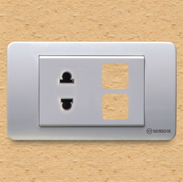 Picture of Ổ cắm đơn 2 chấu 16A với 2 lỗ Sino - S18AU/XX