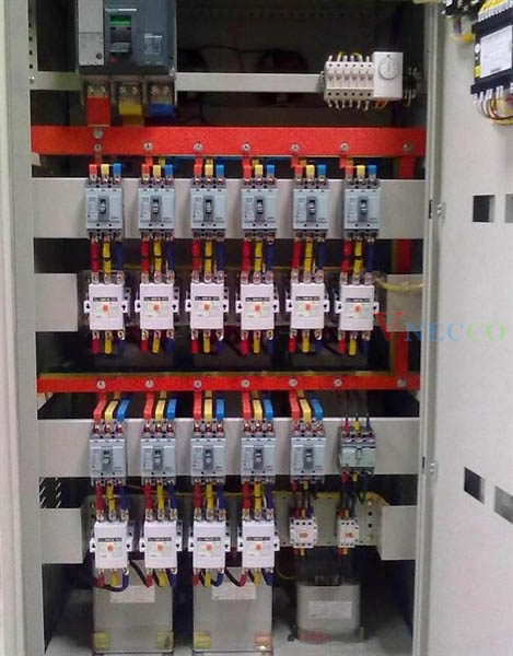 Picture of Tủ bù hợp bộ 100Kvar 4 cấp có mccb nhánh