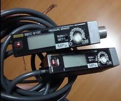 Picture of Cảm biến áp suất Omron E8CC-AN0C 2M