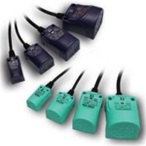 Picture of  Cảm biến tiệm cận hình tròn Hanyoung 18RLM-5T-C-CR